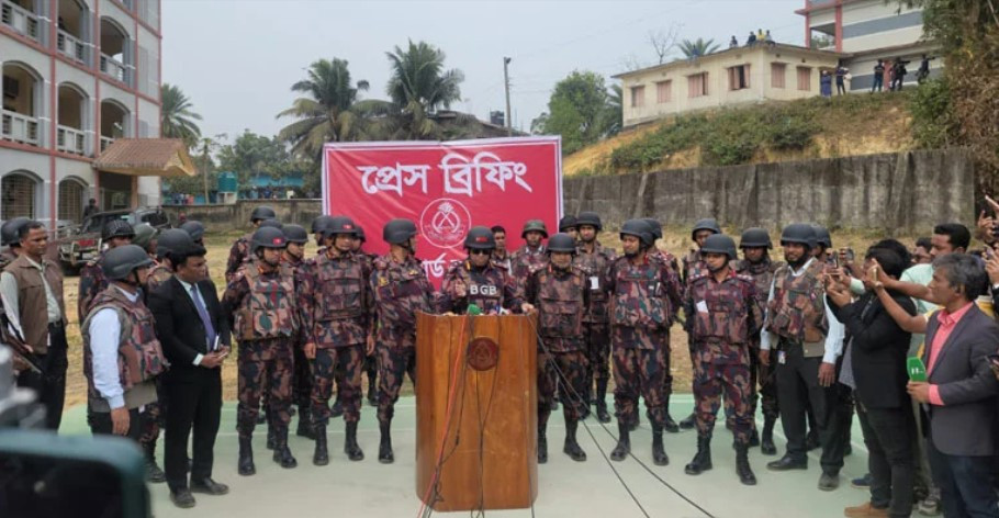 আশ্রয় নেওয়া ২৬৪ জনকে  মিয়ানমার ফিরিয়ে নিতে প্রস্তুত :বিজিবি মহাপরিচালক